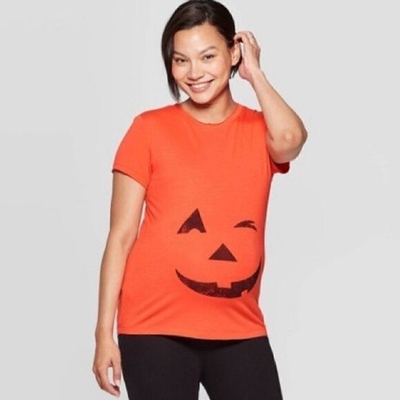 Isabel Maternity by Ingrid & Isabel Pumpkin Face Graphic Maternity T-Shirt - Picture 1 of 11